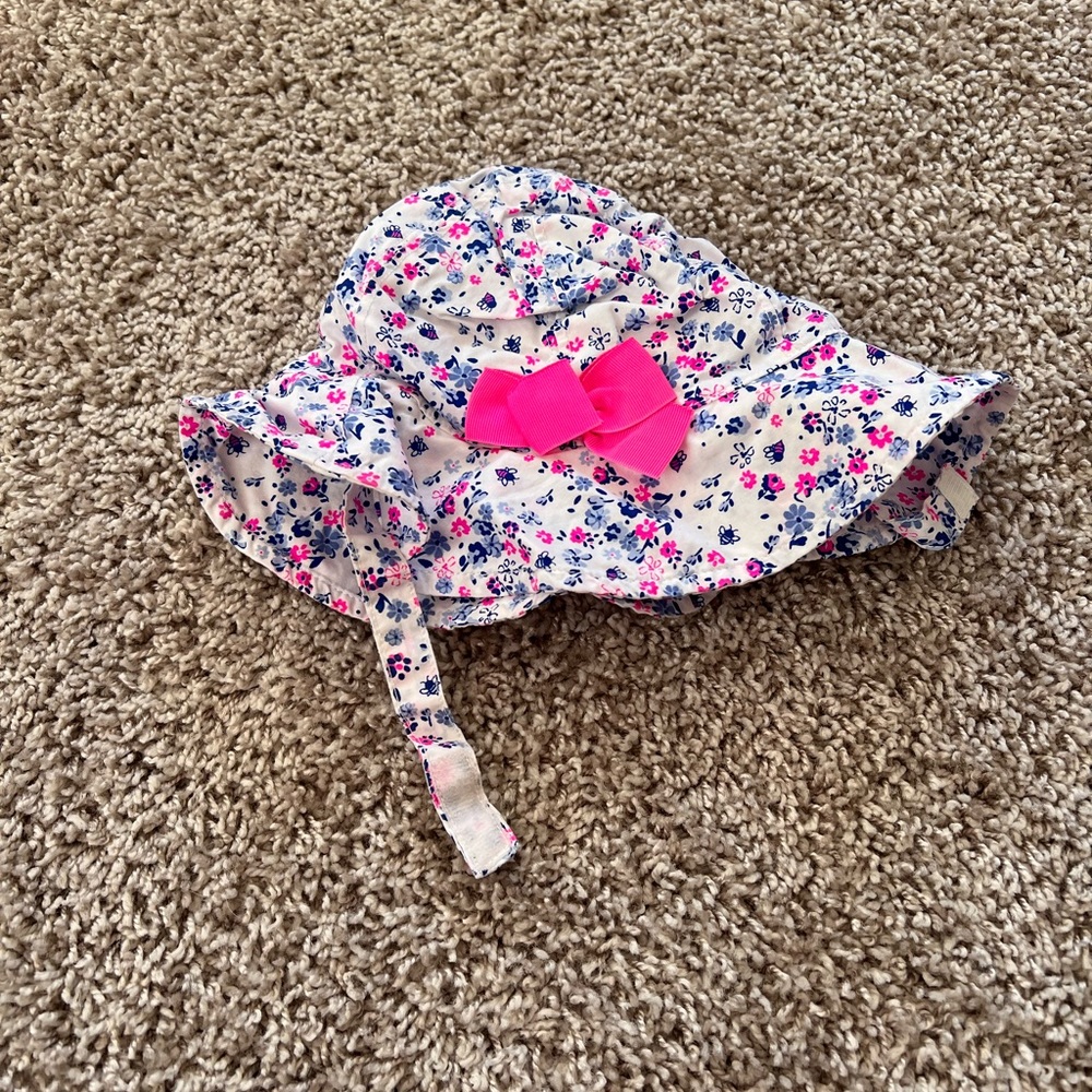 6M hat